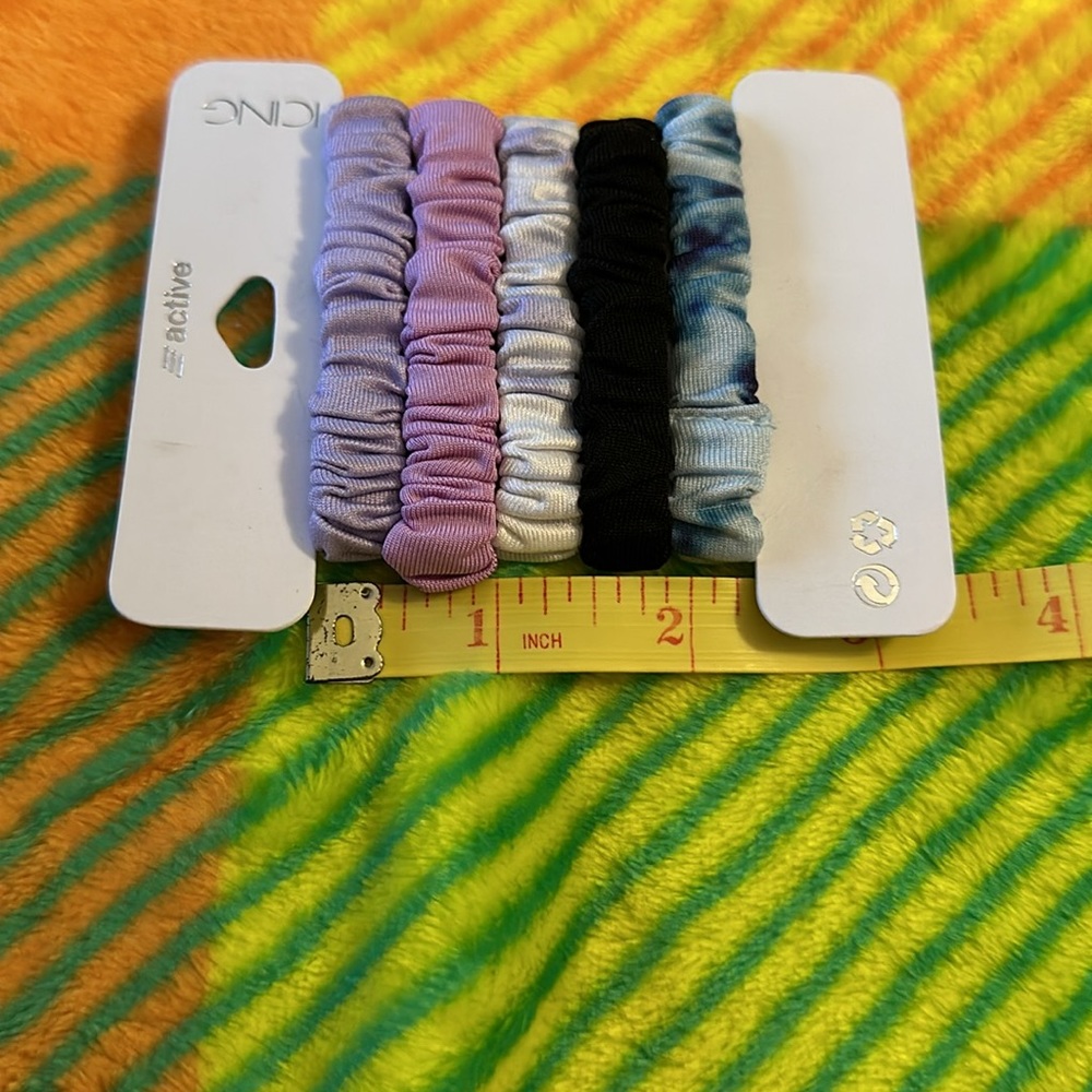 Icing Active Skinny Hair Scrunchies - Picture 6 of 6